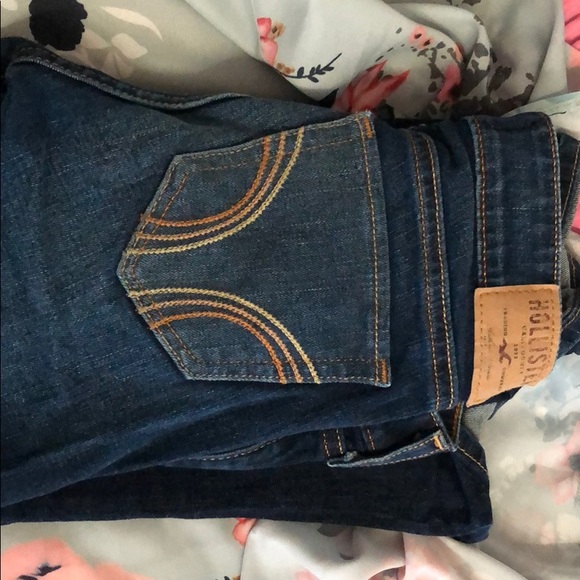 Hollister pants, size zero - Picture 3 of 4